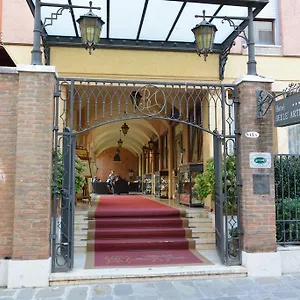 *** Otel Belle Arti İtalya