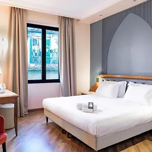 Laurus Al Duomo Otel